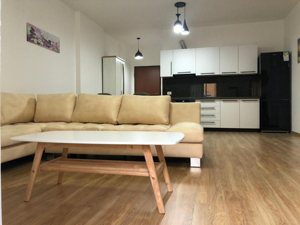Lovely Sea View Apartment Vlorë Exteriör bild